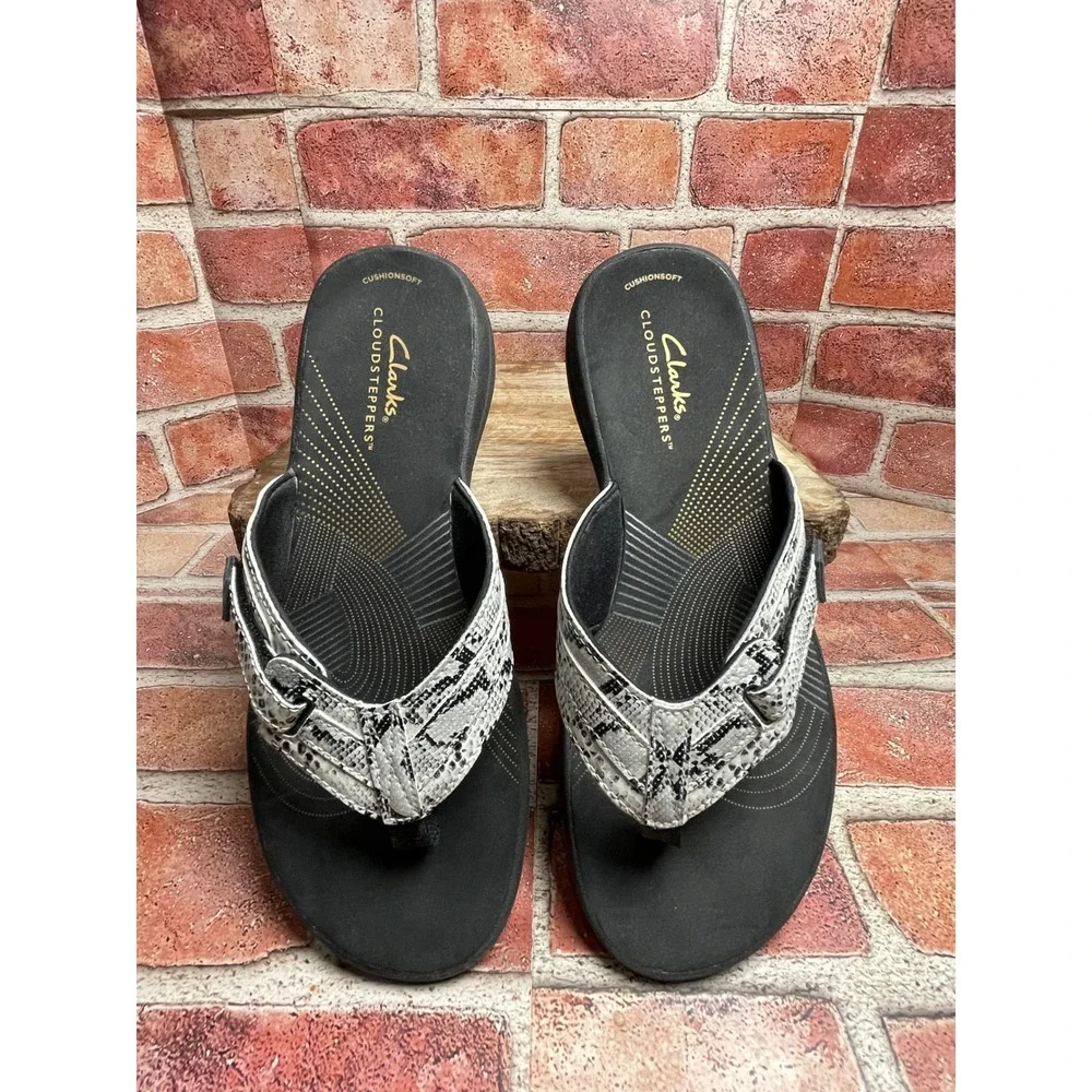 Clarks Cloudsteppers Arla Glitz Snakeskin Flip Flop Sandals Grey White Womens 7